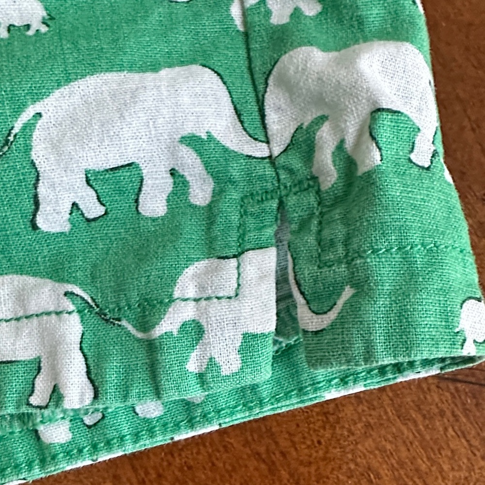 LOFT Green and White Elephant Patterned Shorts - Picture 6 of 8